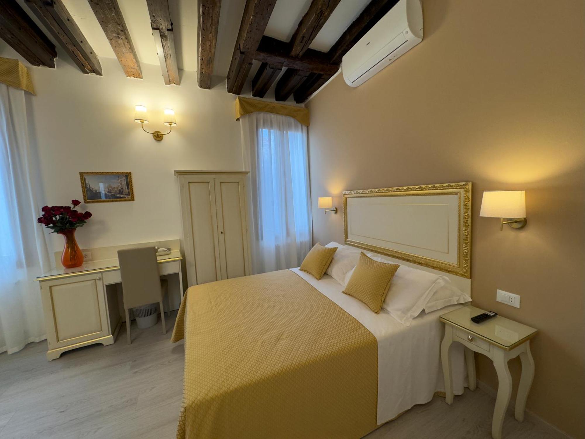 Residenza Briati Hotel Venice Luaran gambar